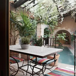 3* Hotel Un Mas En